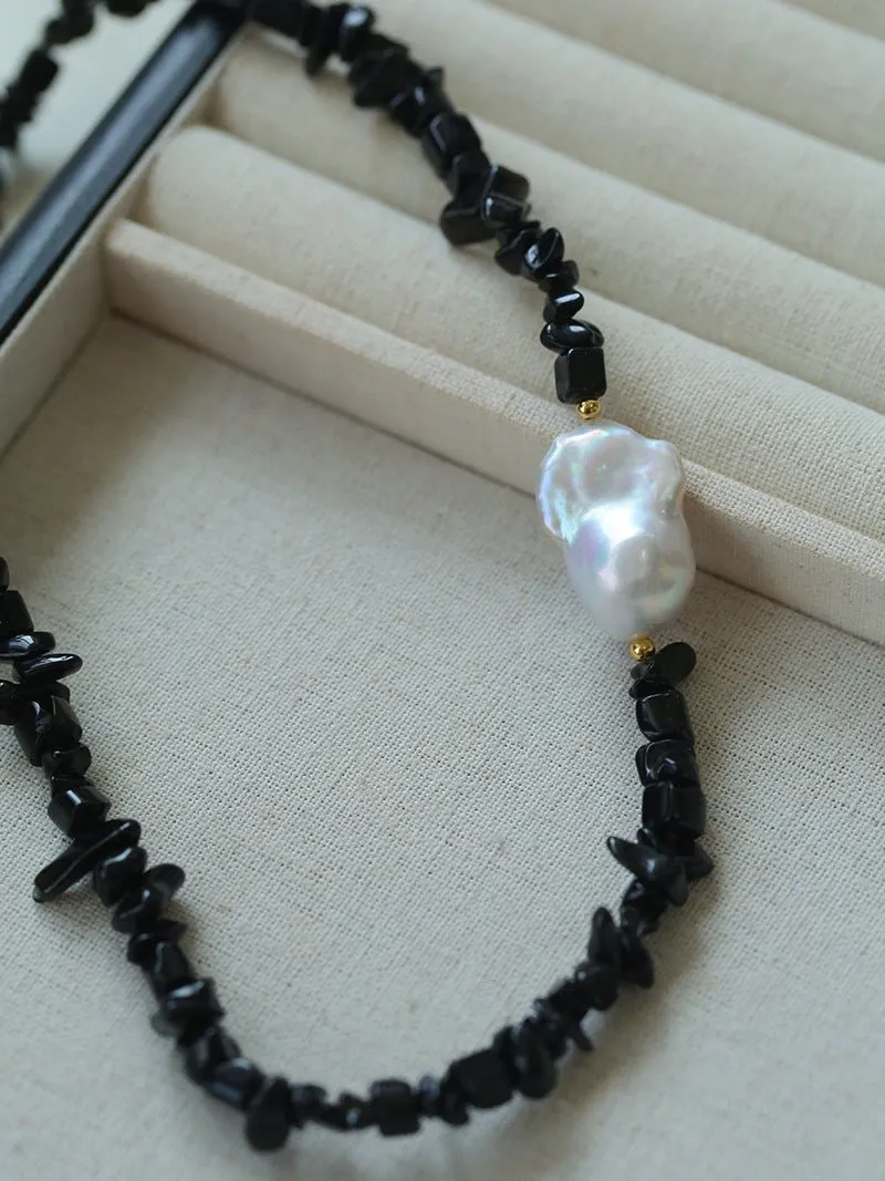 Brilliant Black Agate Crushed Stone Baroque Pearl Necklace