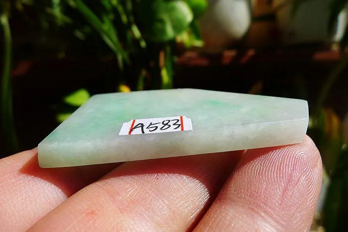 Natural Jade Rough Jadeite Raw (15g,4.9X2.4X0.45cm)