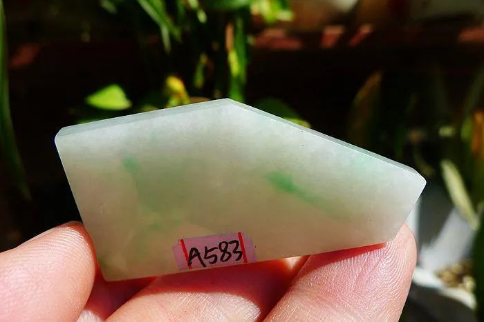 Natural Jade Rough Jadeite Raw (15g,4.9X2.4X0.45cm)