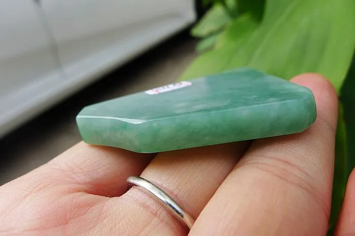 Natural Jade Rough Jadeite Raw (32g,5.4X3.8X0.65cm)