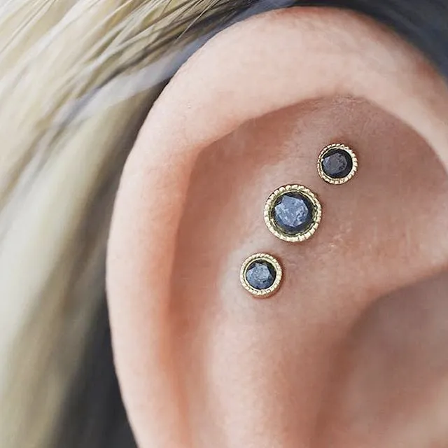 Scalloped Genuine Black Diamond Threaded Stud Earring by Maria Tash in 18K Rose Gold. Flat Stud.